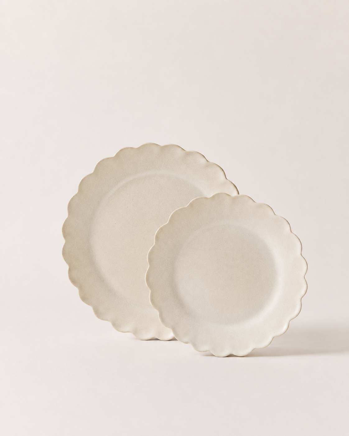 Cottage Plate: Sand / Side Plate