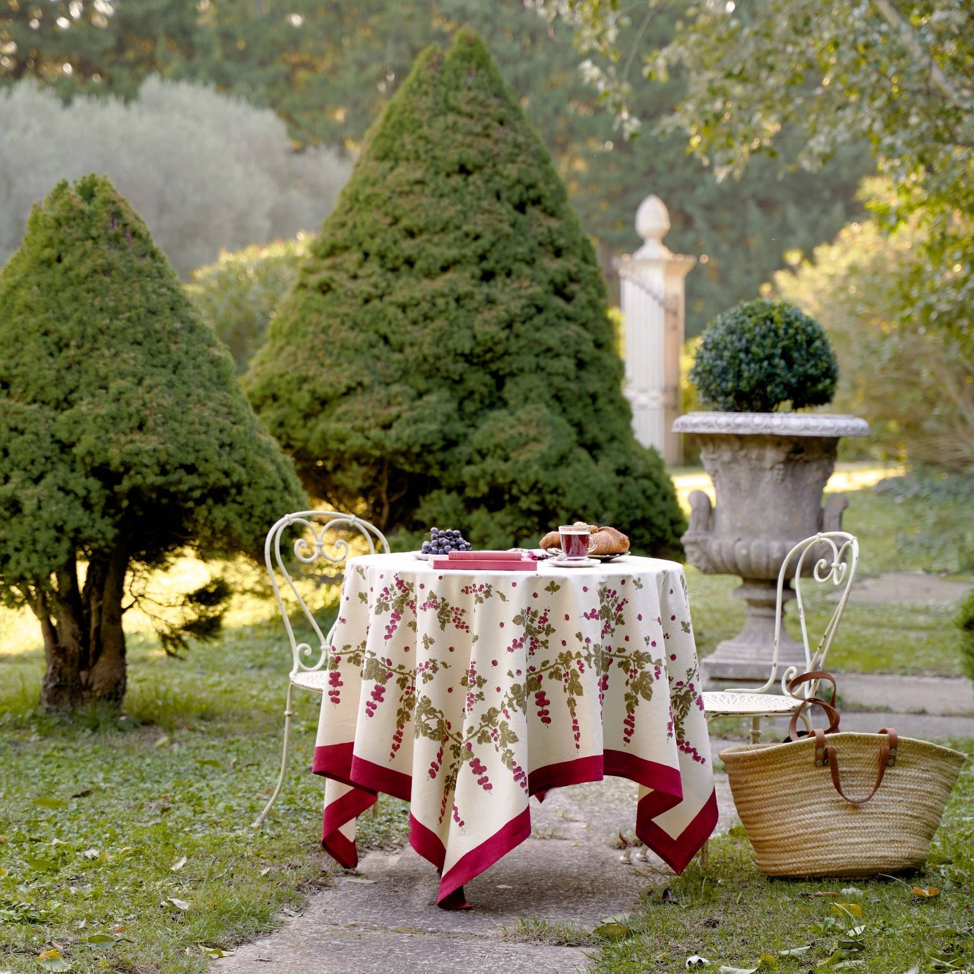 Gooseberry Red & Green | French Tablecloths: 71" x 106"