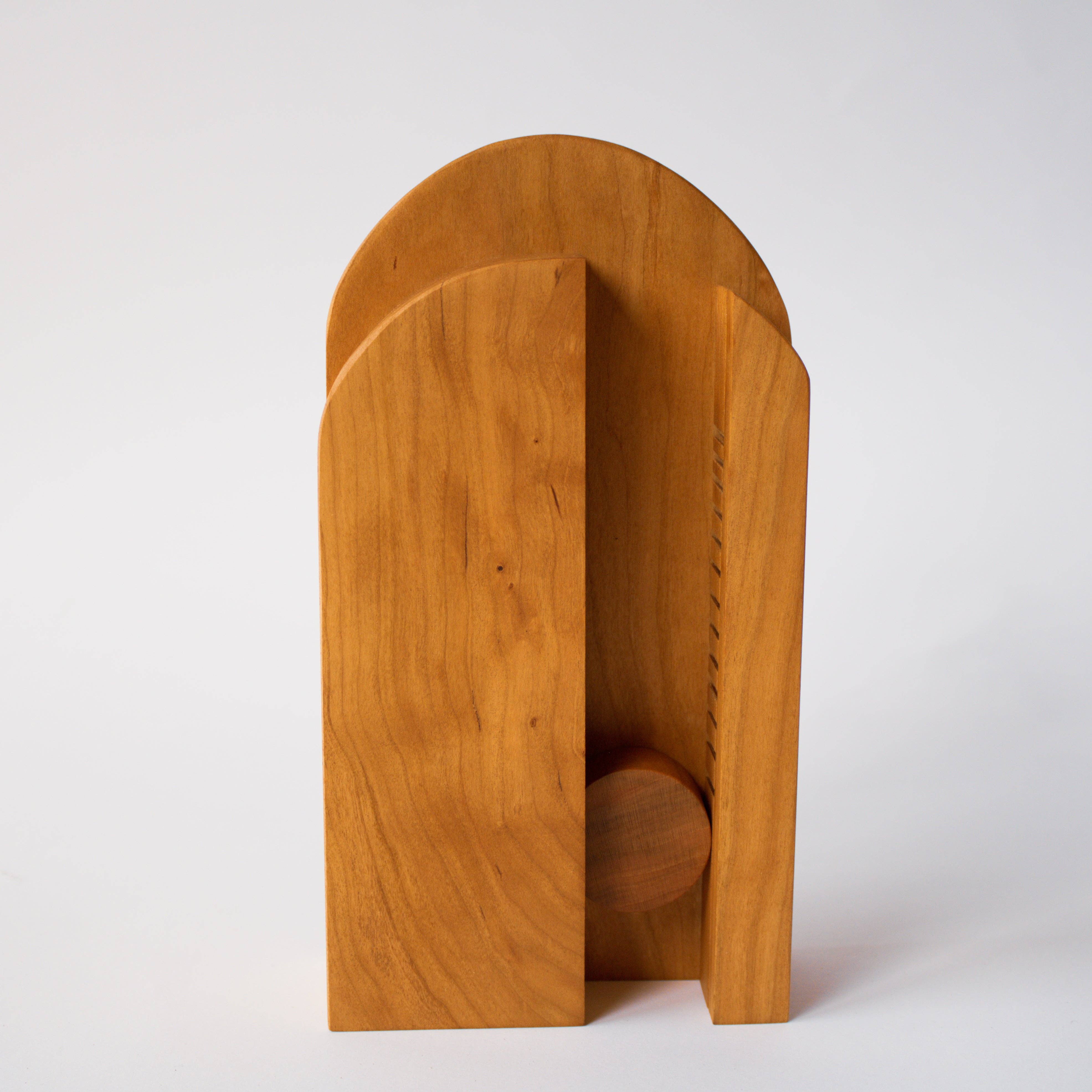 Dutch Broom Hanger: Maple
