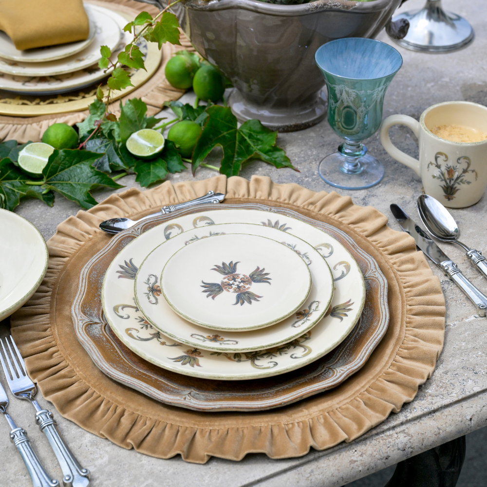 Florentino Wooden Scalloped Charger