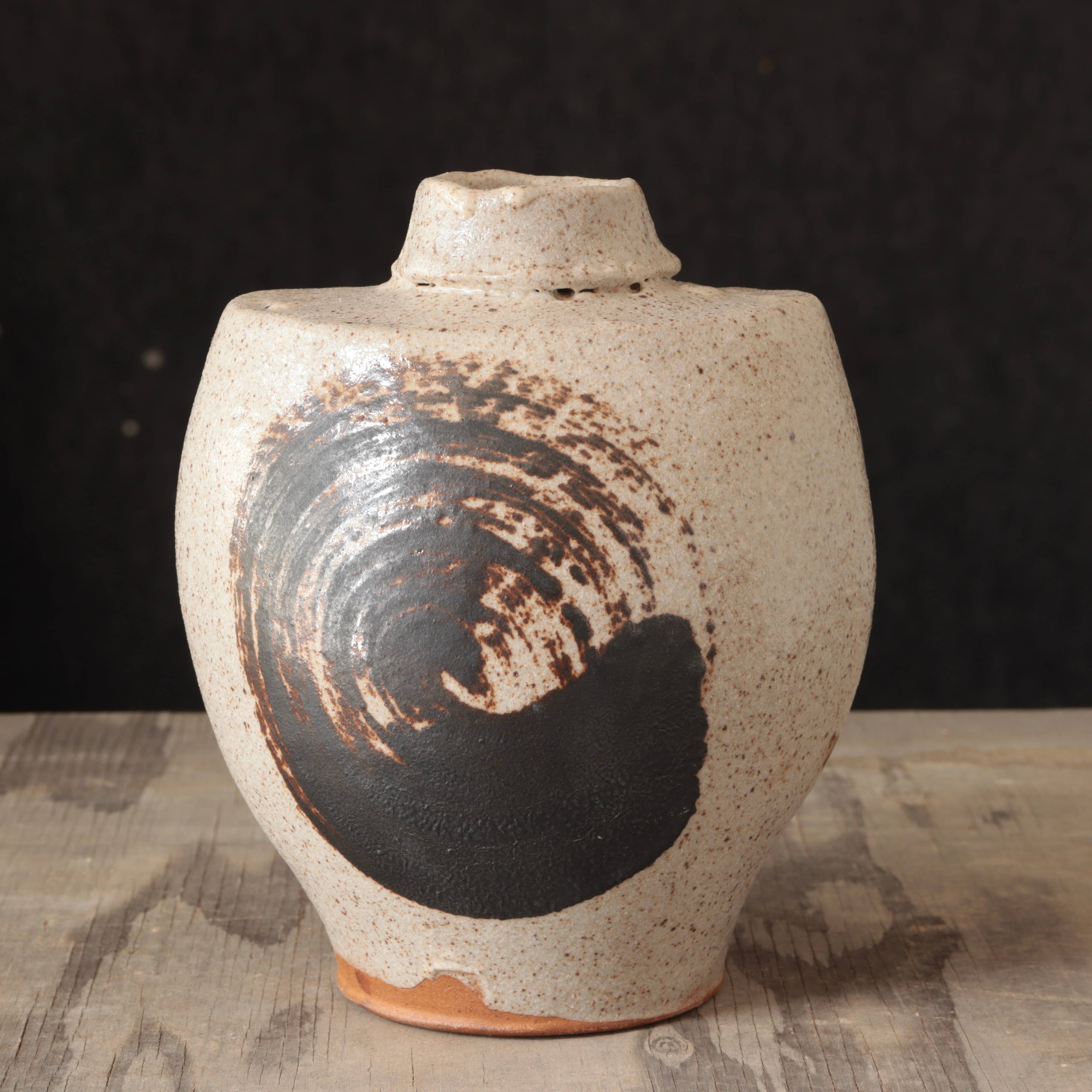 Shouldered Vase Granite Glaze 7"