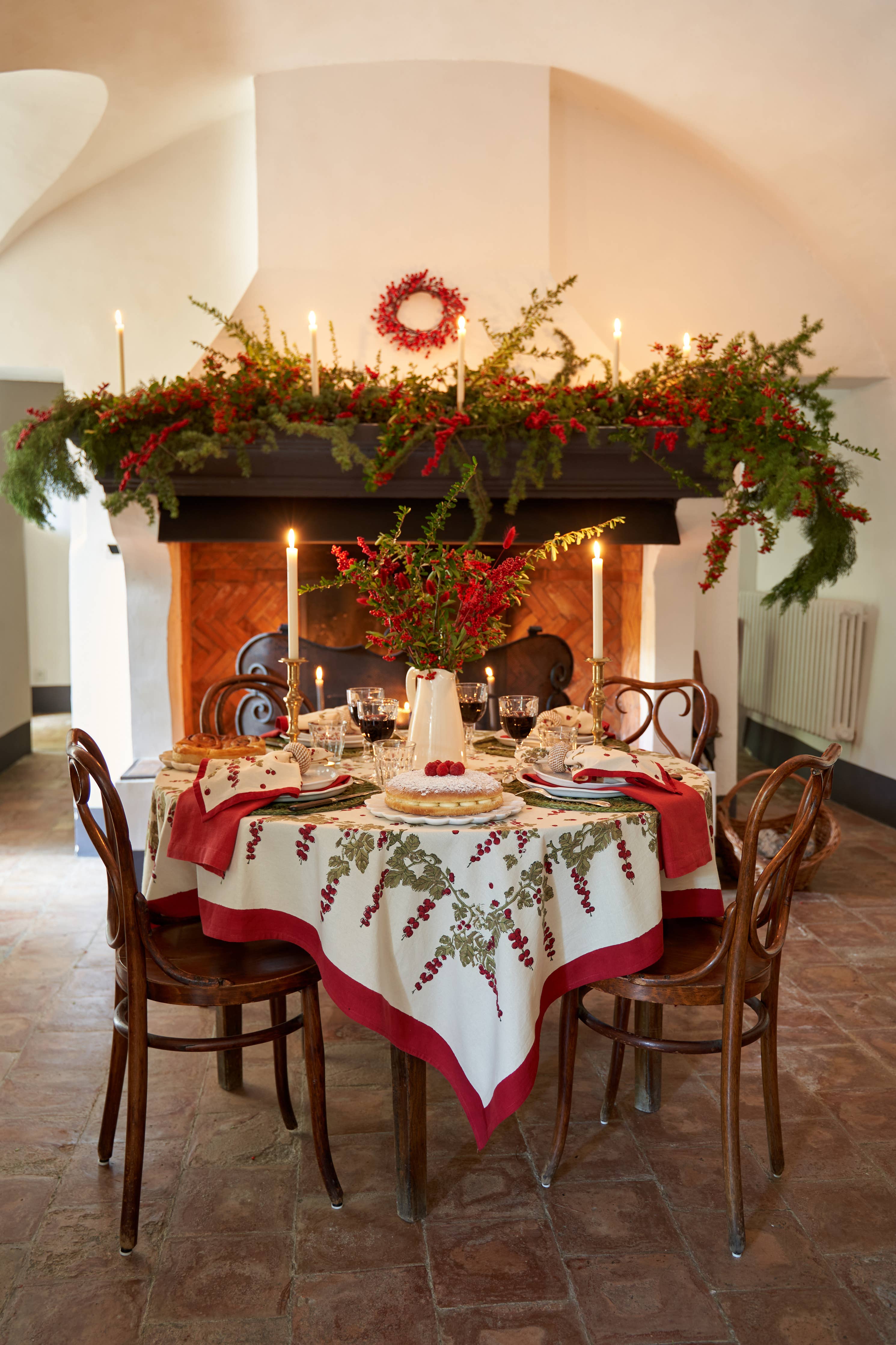 Gooseberry Red & Green | French Tablecloths: 71" x 106"