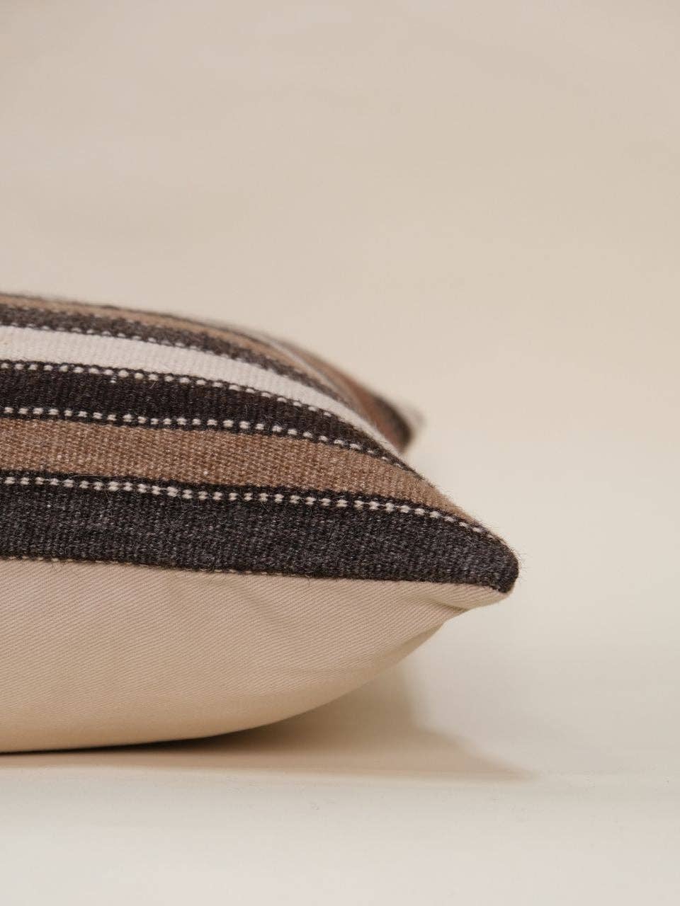 Sabira Kilim Pillow: 18 x 18