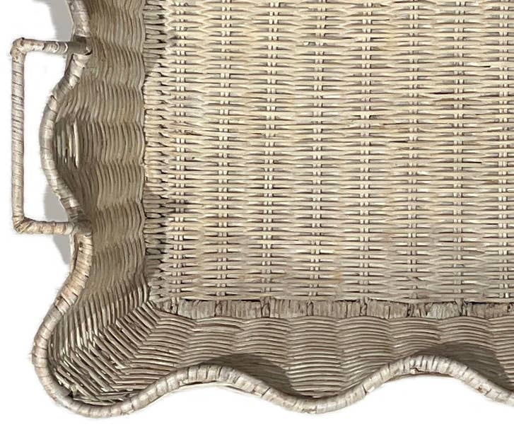 Small Scalloped Tray: White