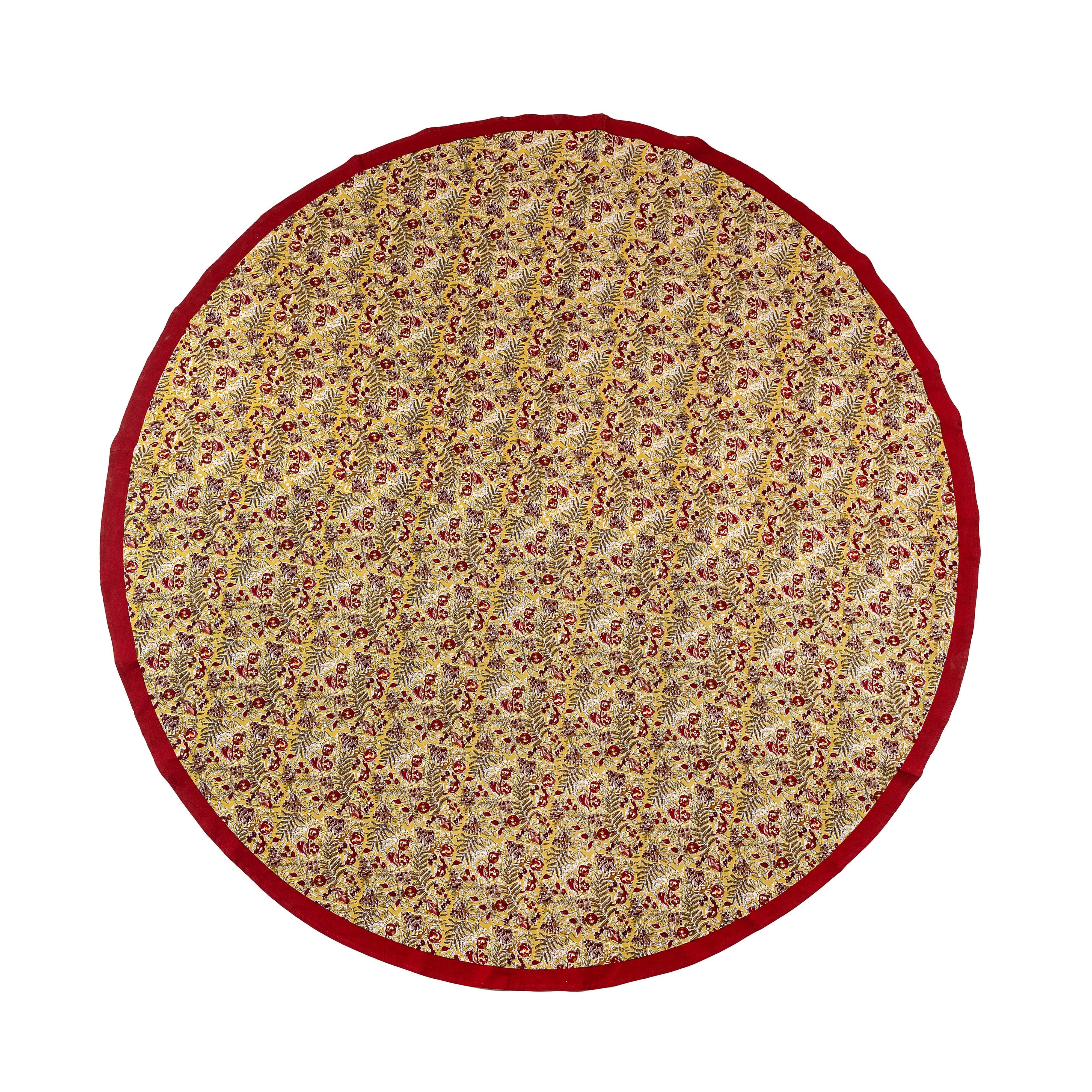 Winter Garden Red & Green | French Tablecloths: 71" x 128"