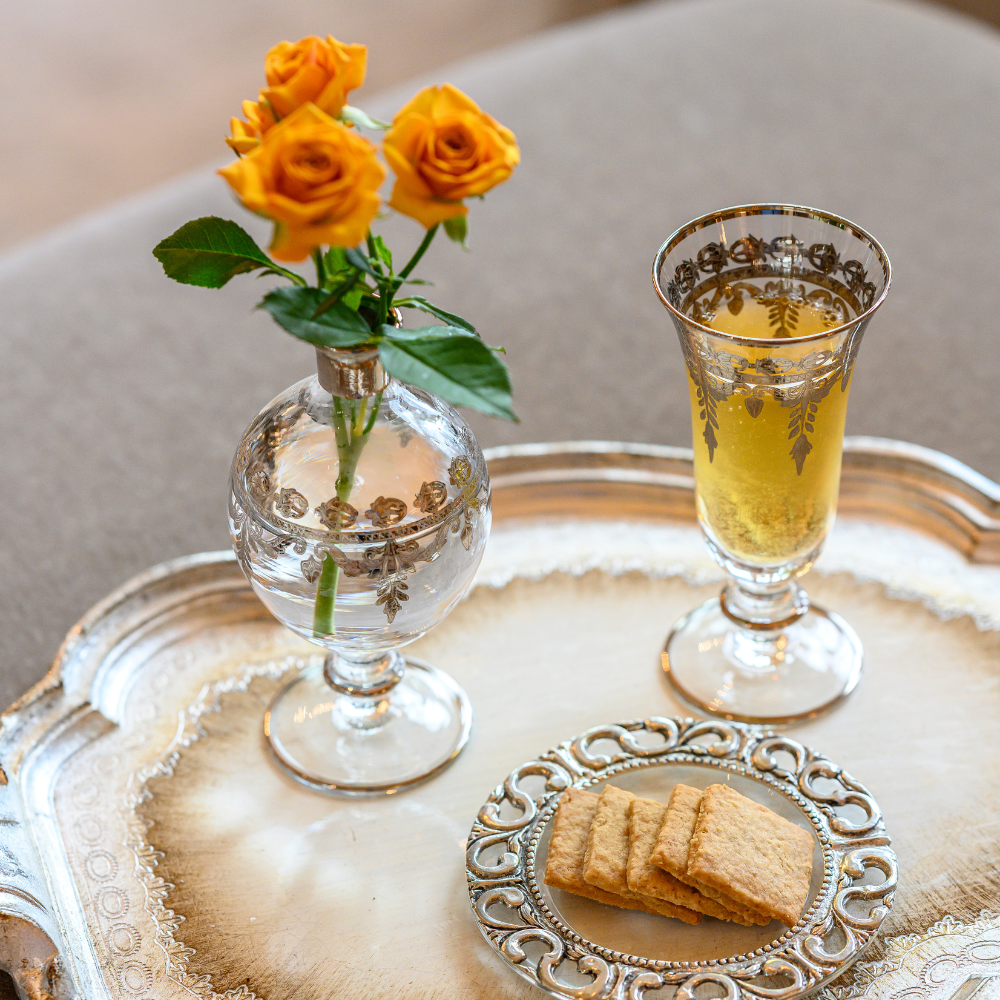 Vetro Platinum Bud Vase