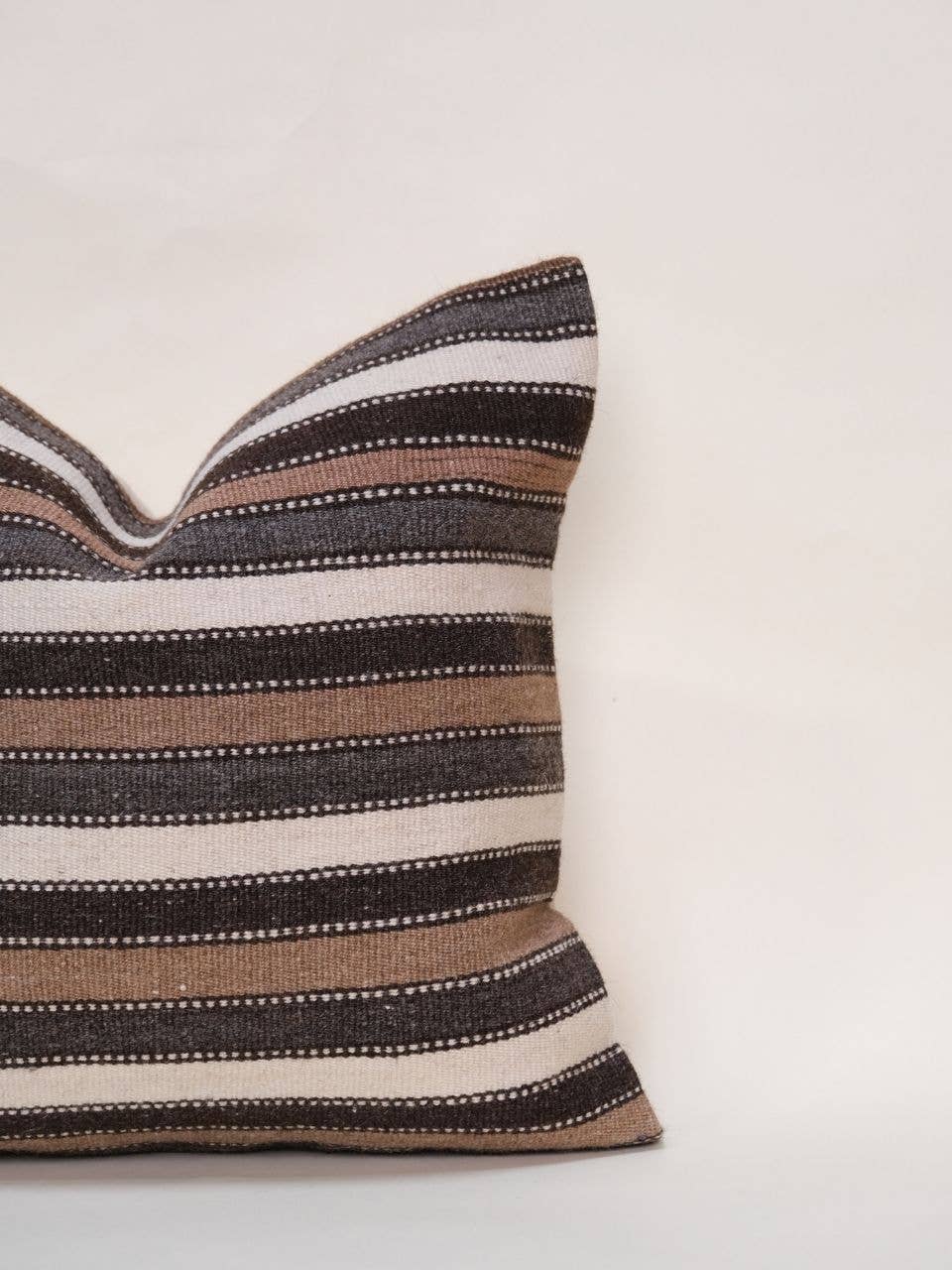 Sabira Kilim Pillow: 18 x 18