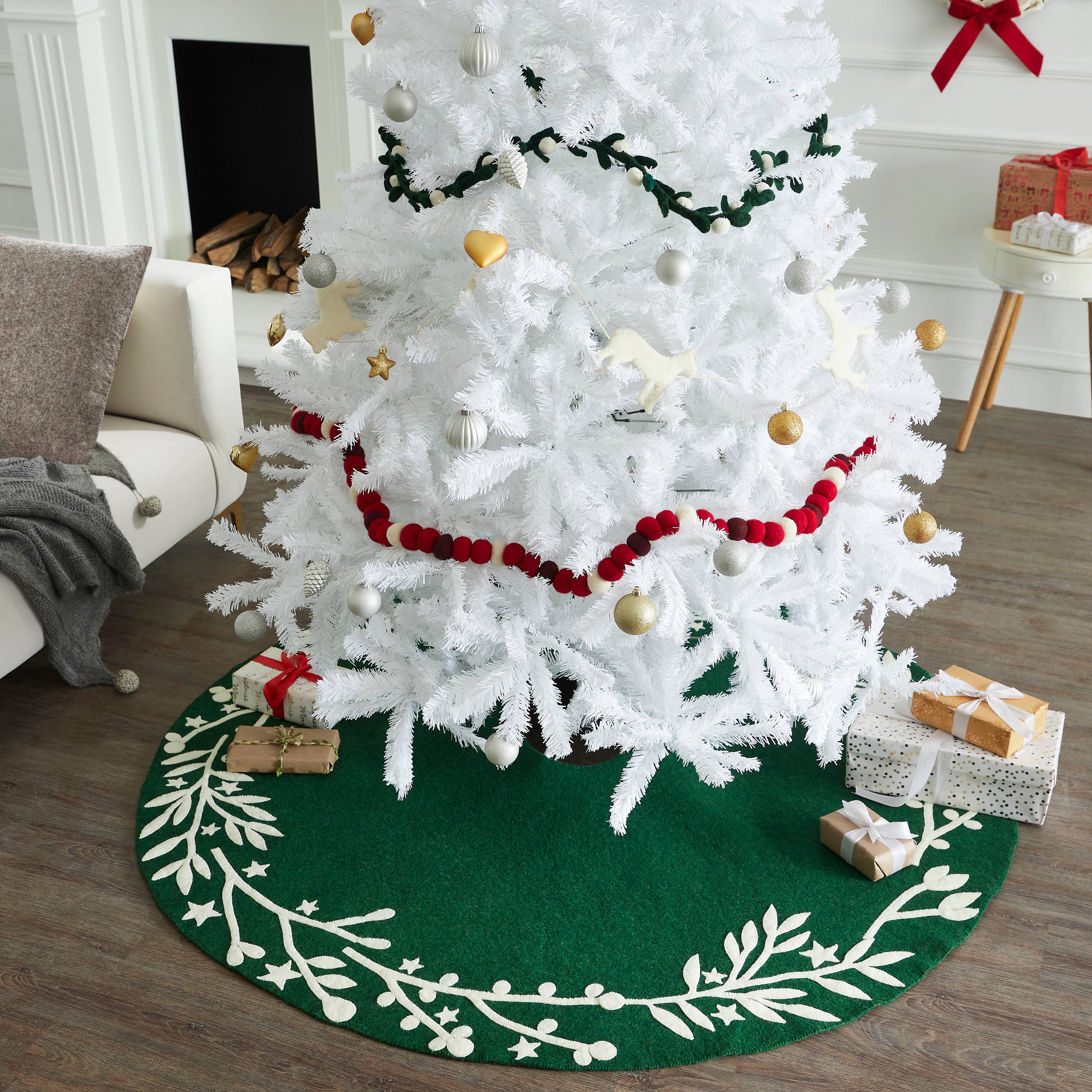 Handmade Green Christmas Tree Skirt Cream Branches & Stars