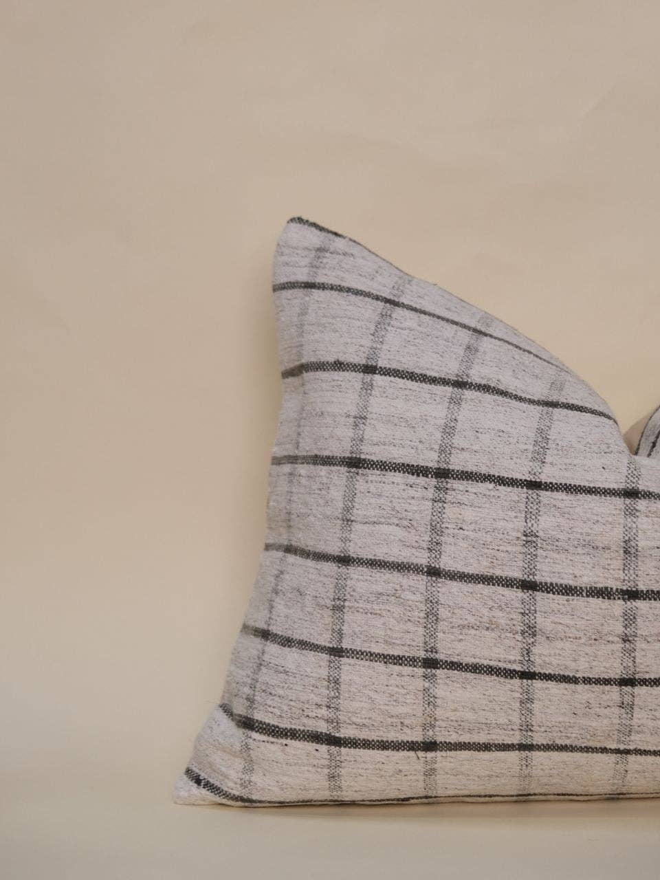 Avanos Kilim Lumbar: 16 x 24