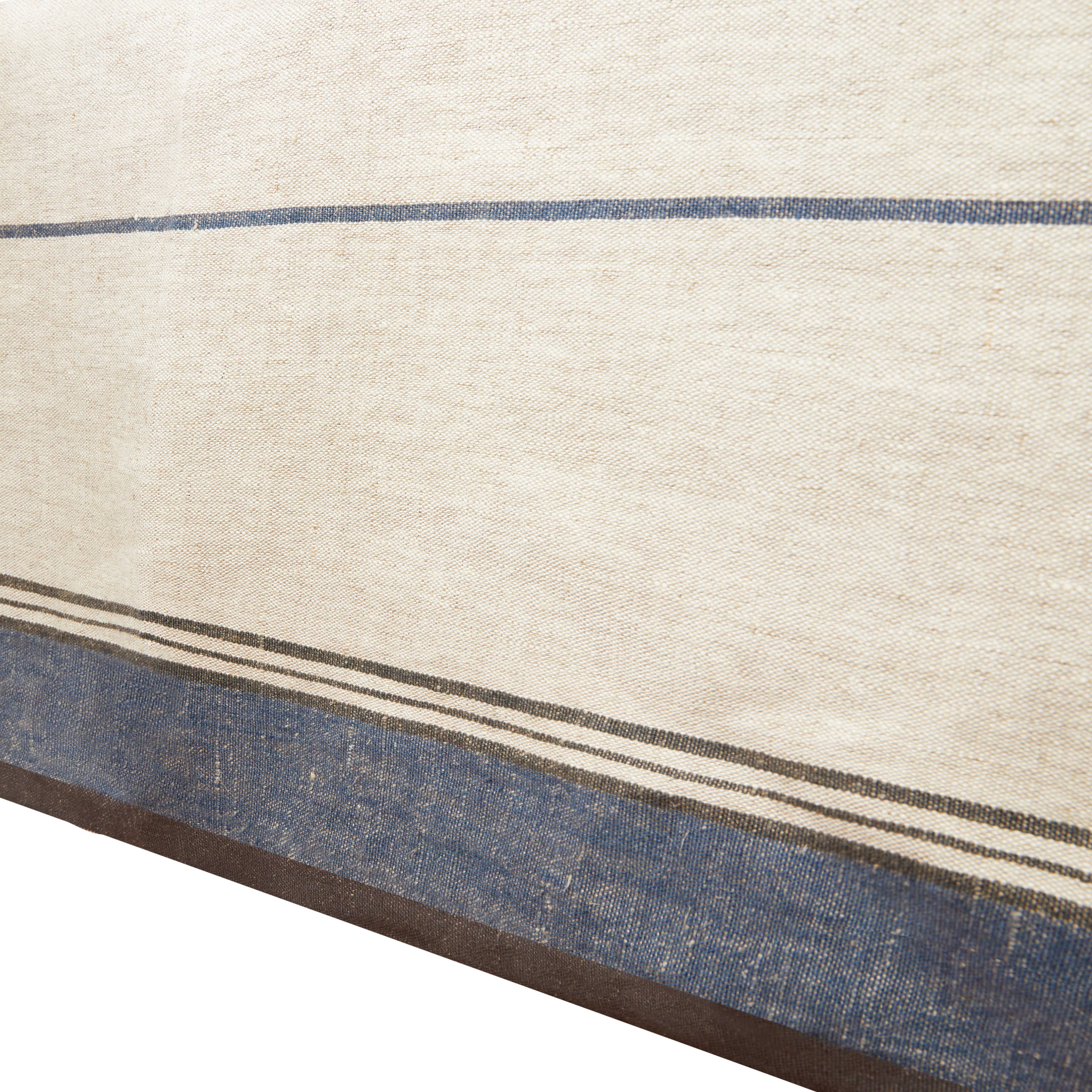 Eze Ivory & Blue Tablecloth: 60x60