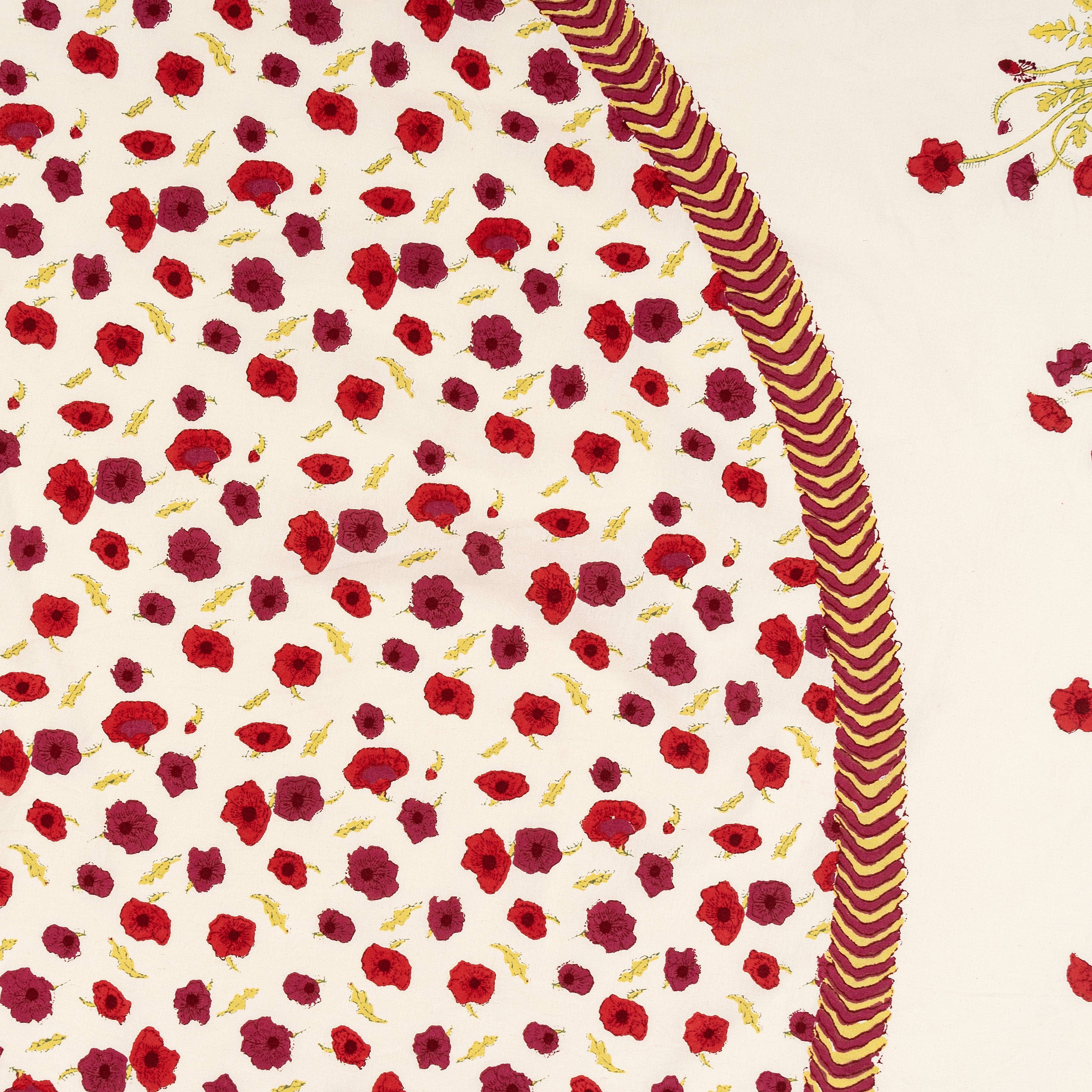Poppies Red & Green | French Tablecloths: 59" x 59"