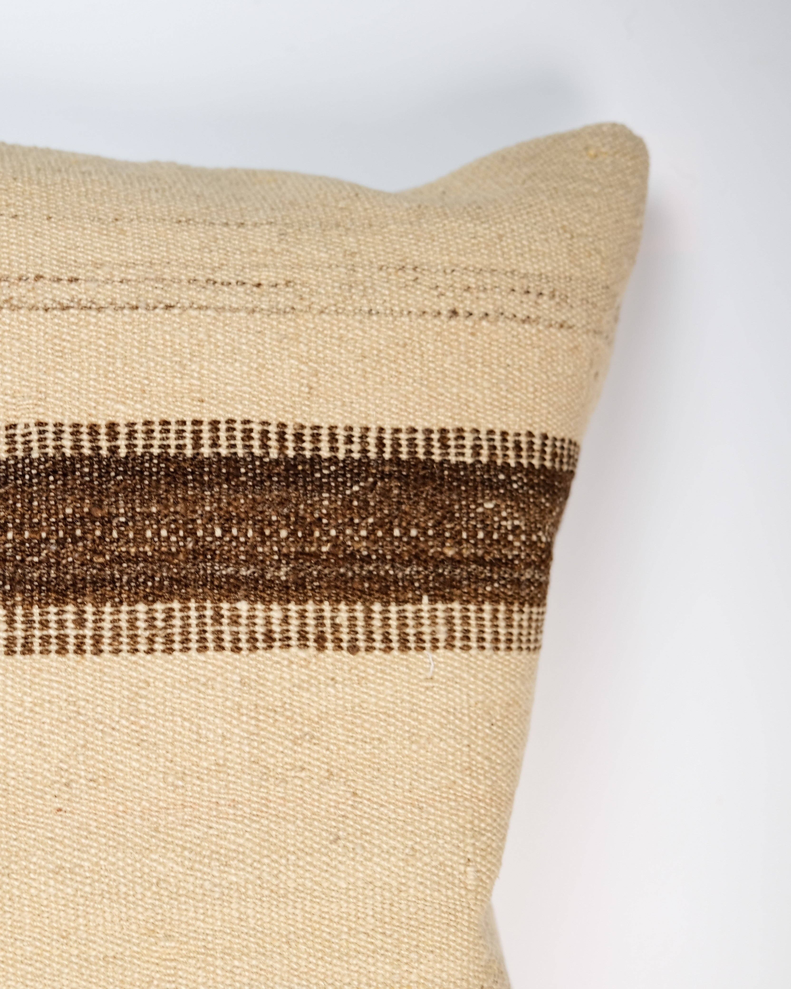 Ezel Kilim Lumbar No. 2: I