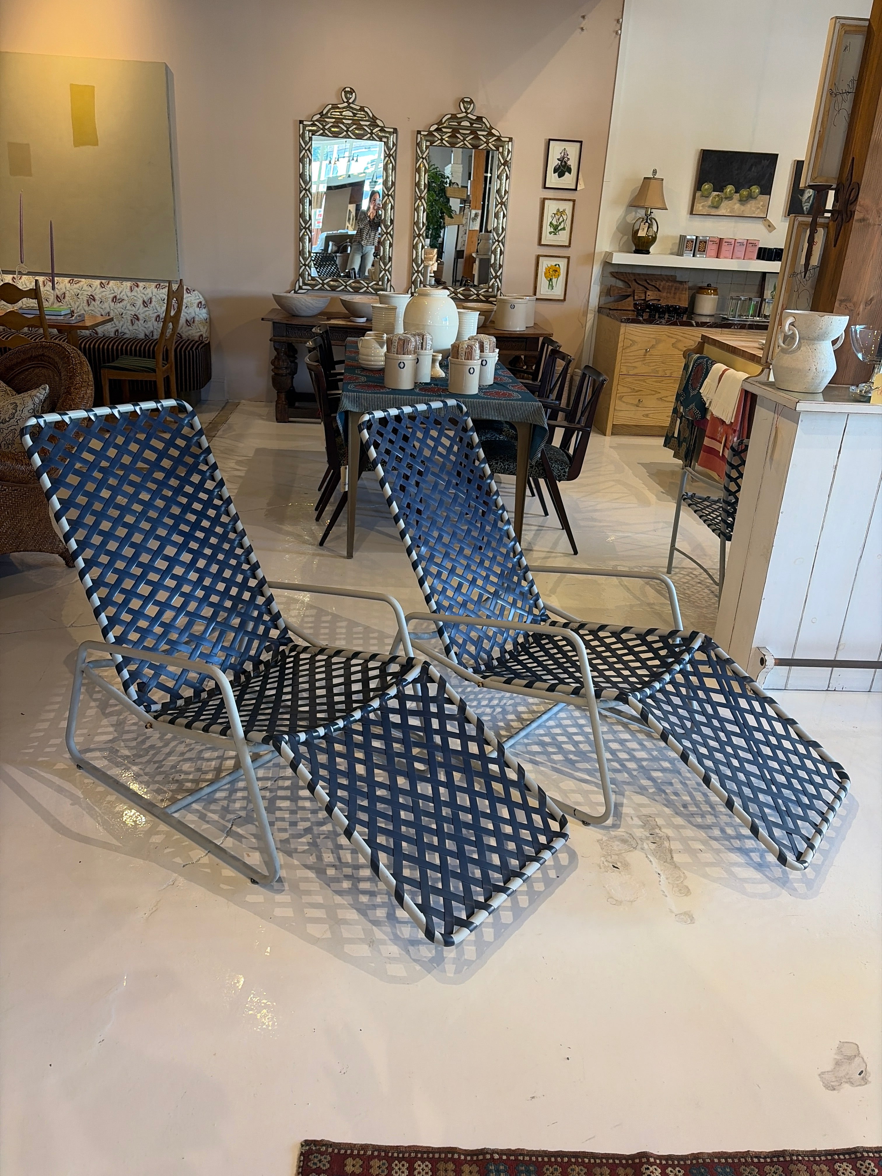 Pair of 1980s Outdoor Loungers by Brown Jordan