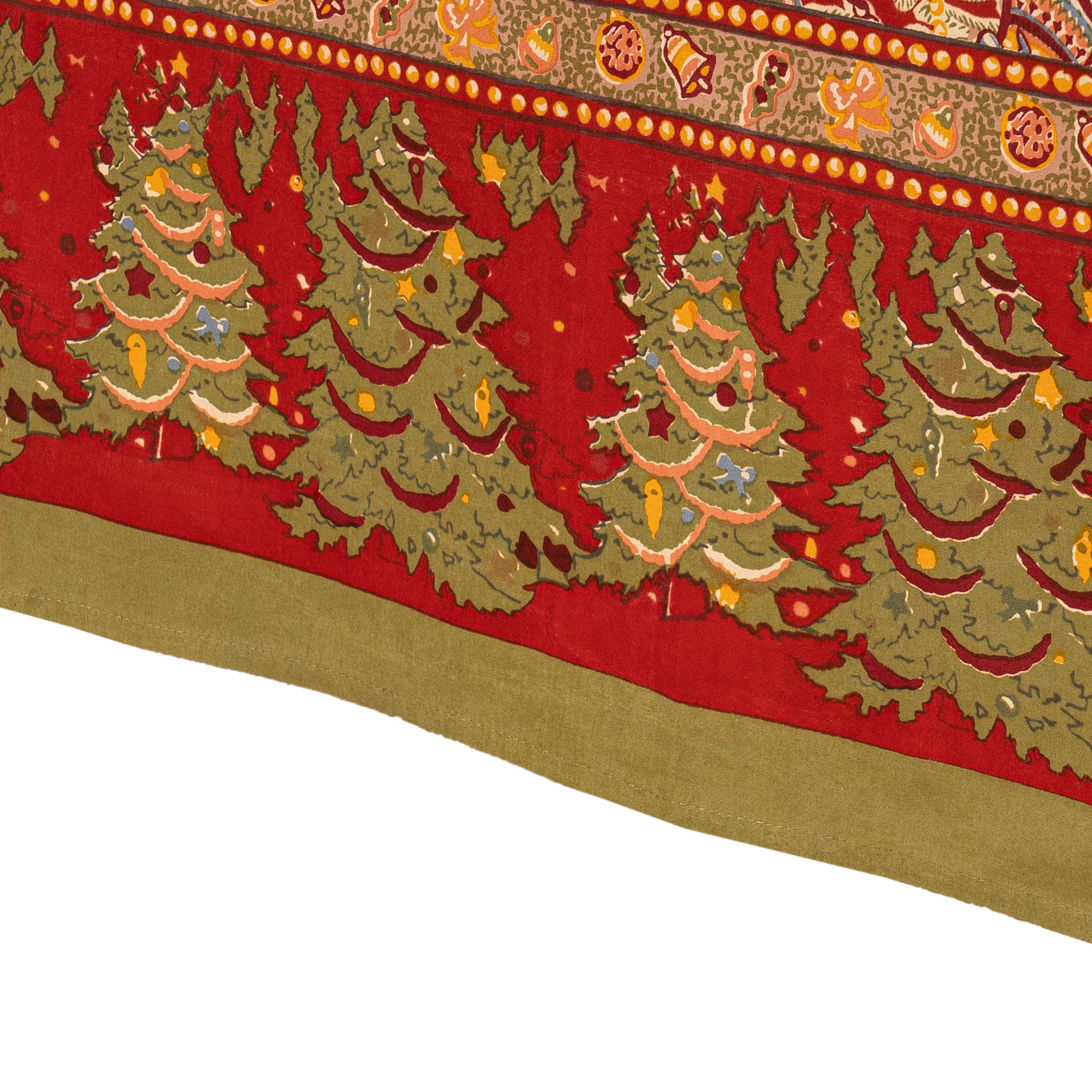 Noel Red & Green | French Tablecloths: 59" x 59"