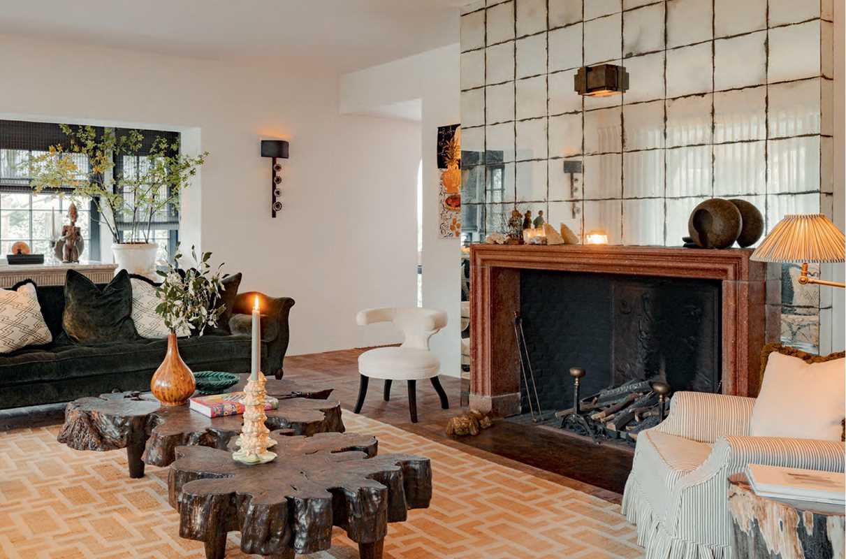 Grand Interiors by Geoffroy Van Hulle: Hardcover; 280 pages / English