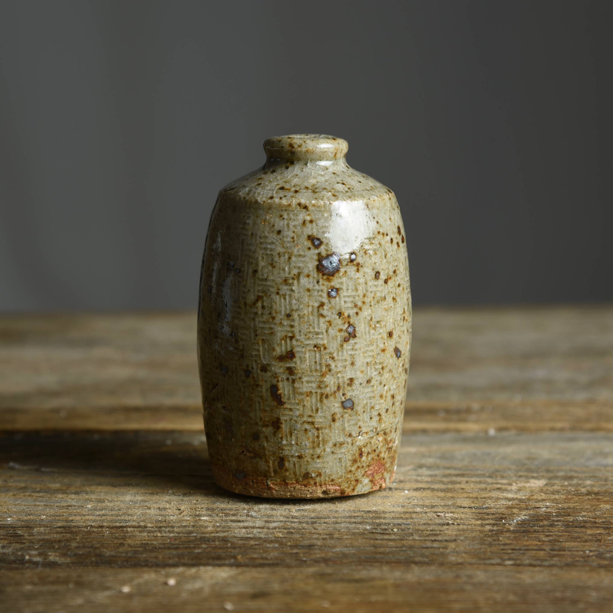 Wild Clay Bud Vase in Ash Glaze