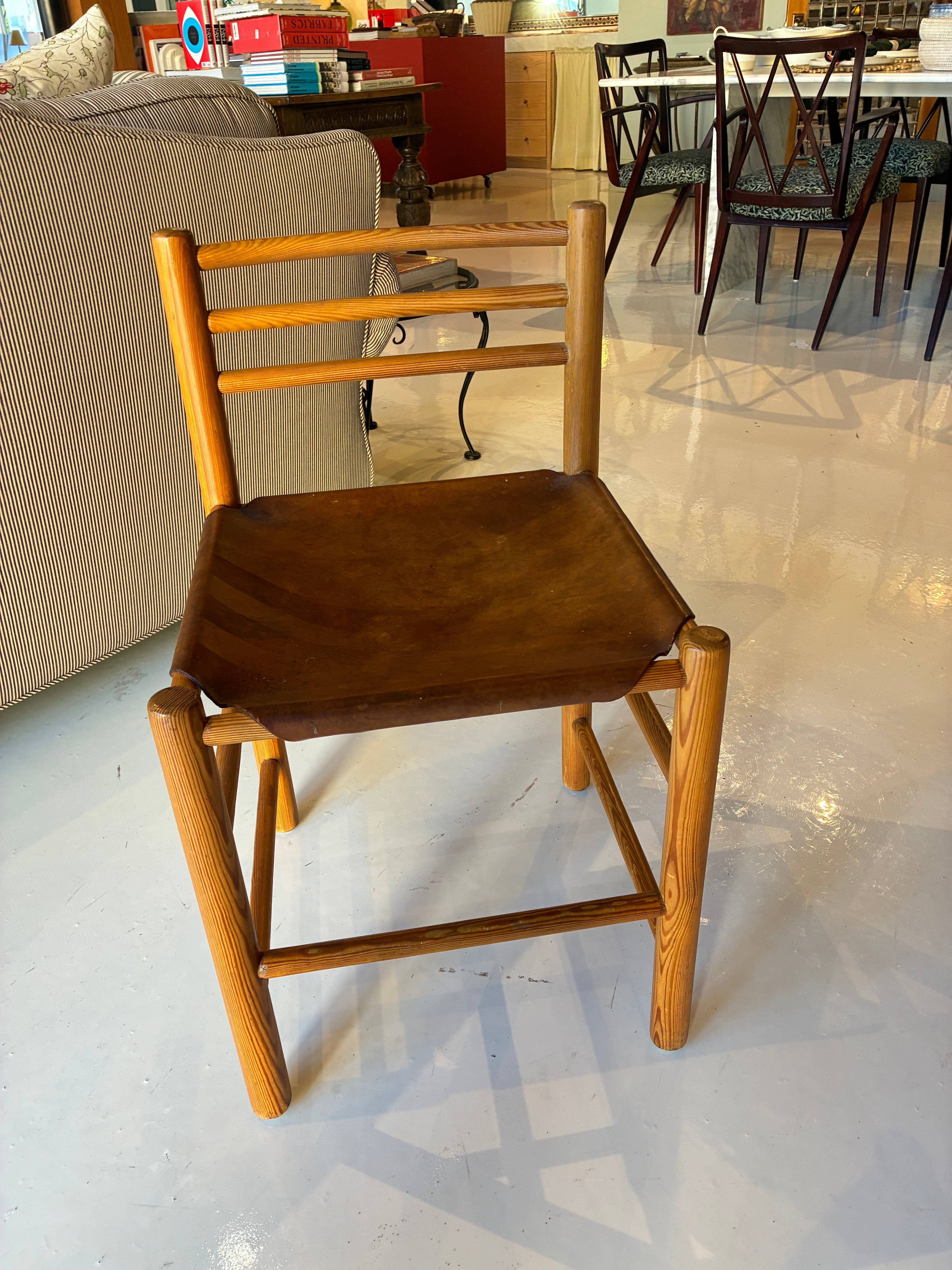 Set of Authentic Pine Mid-Century Dining Chairs (Set of 6)