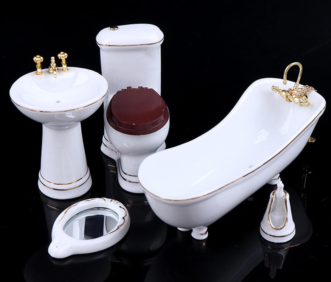 Doll House- Porcelain Bathroom Set