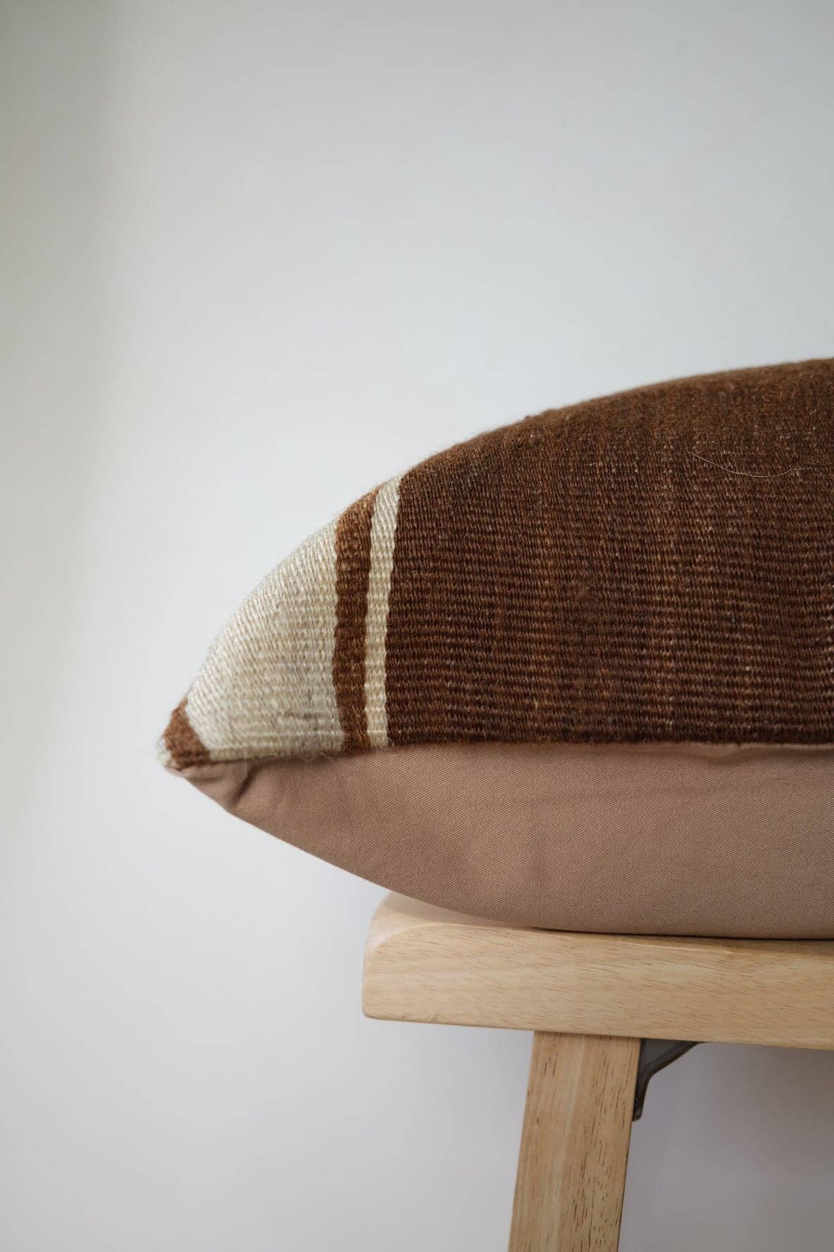 Azra Kilim Lumbar: II