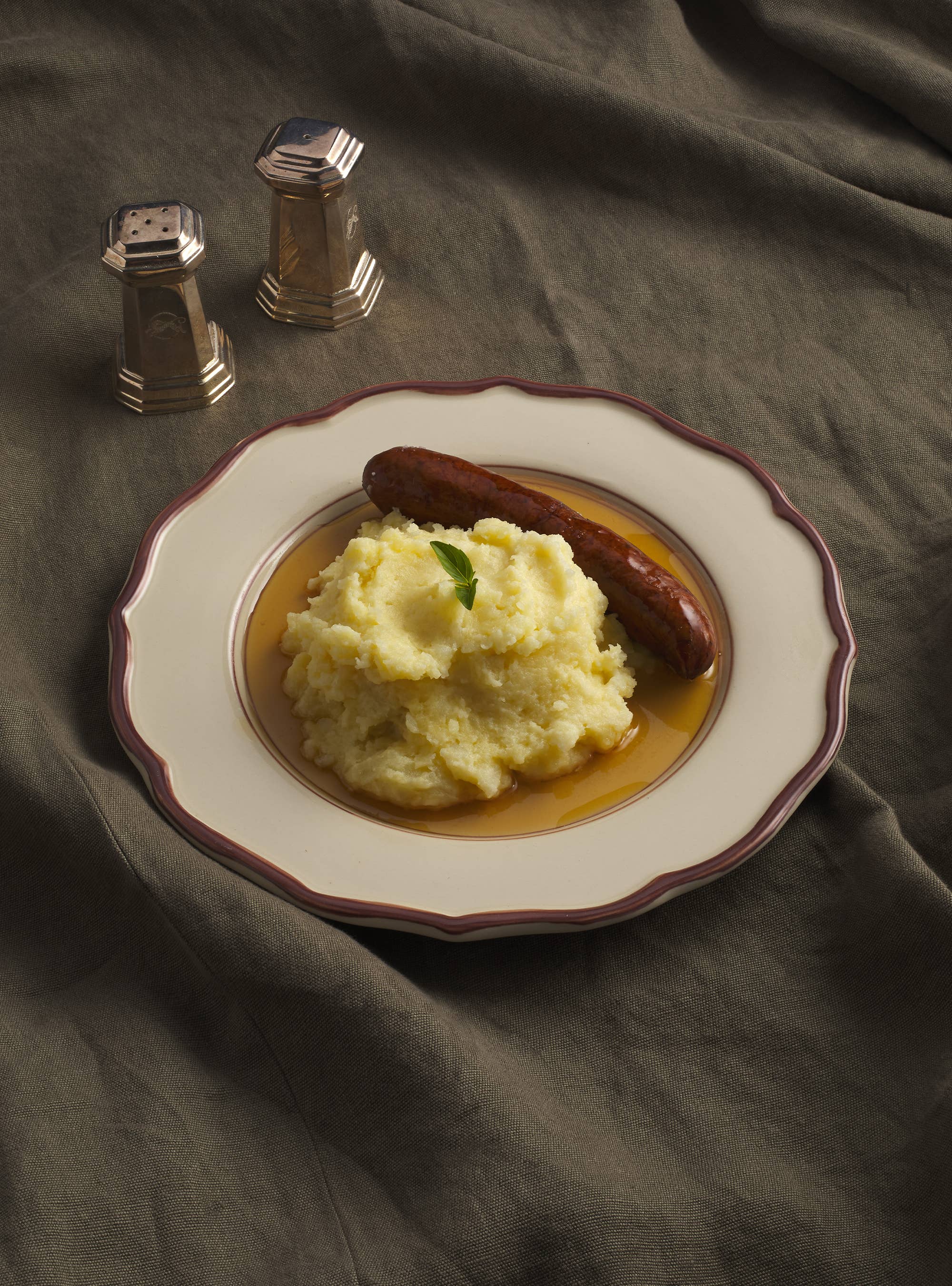 Darlene Hand-Painted Dinner Plate 10.5''