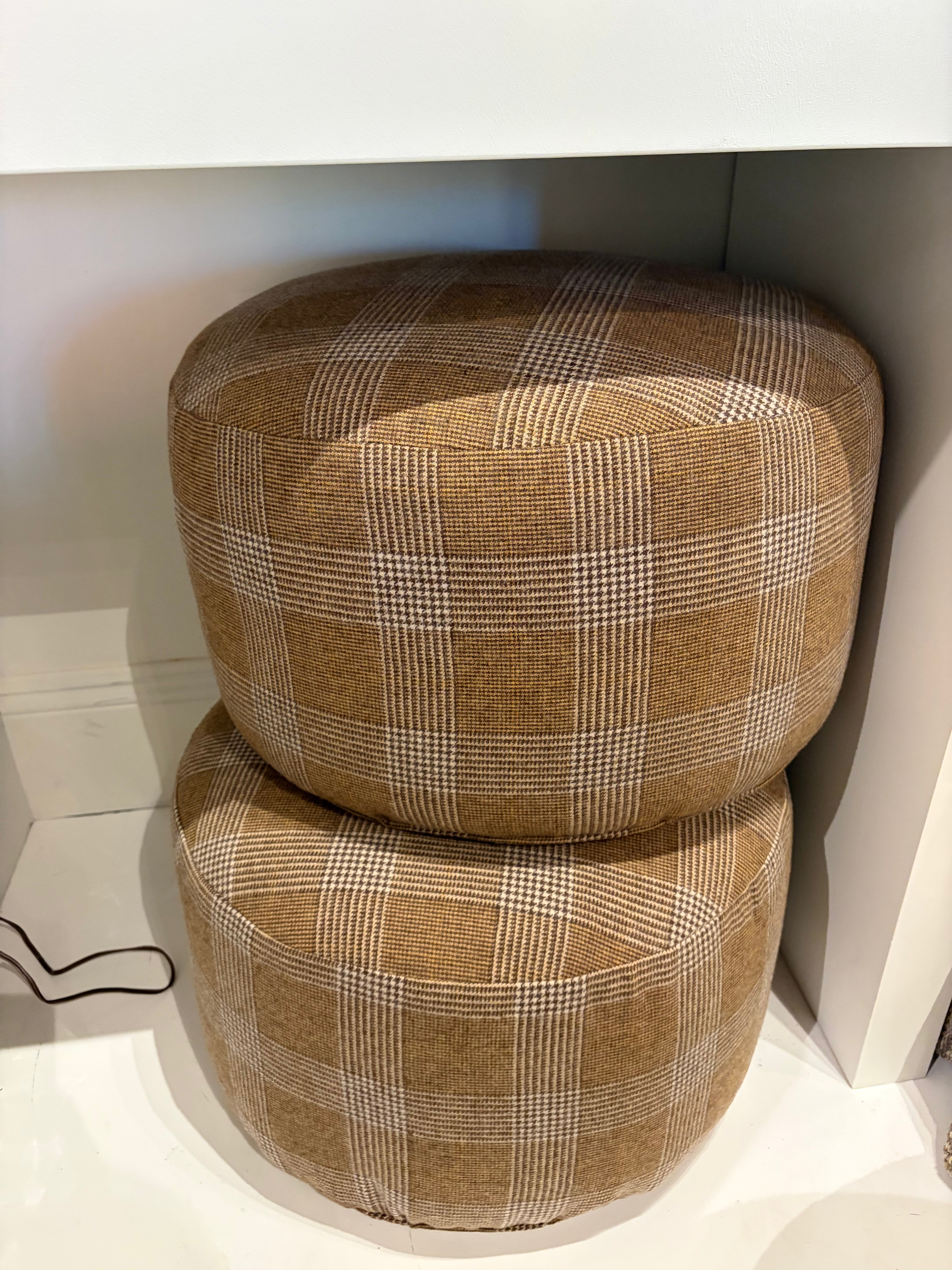 Prairie Ottoman 20" (houndstooth check)